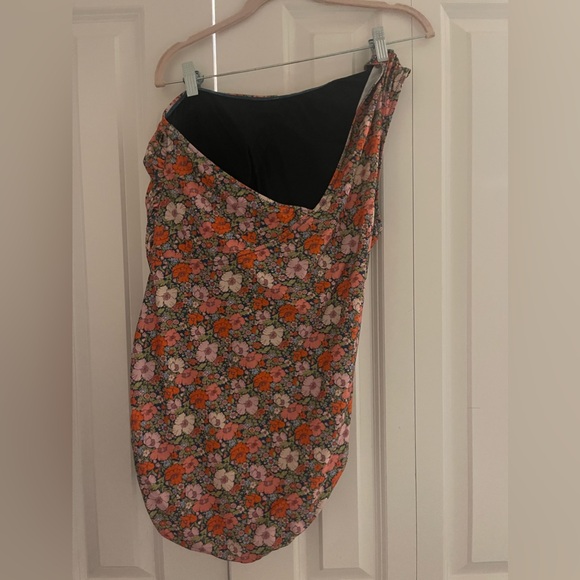 Ruched one-shoulder one-piece in Liberty® Meadow Song fabric - Picture 3 of 3
